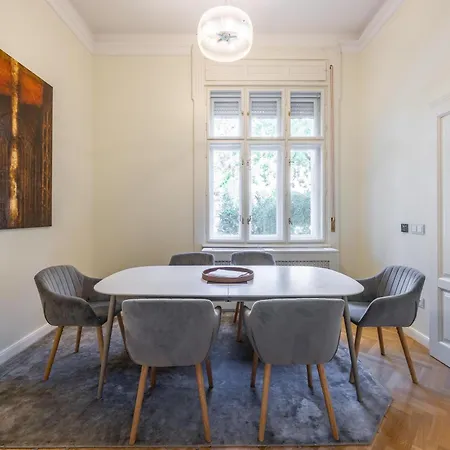 Stunning Rose Hill Premium Appartamento