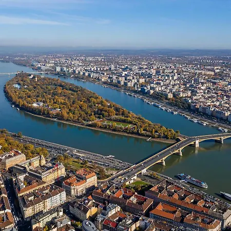 Stunning Rose Hill Premium * Budapeszt